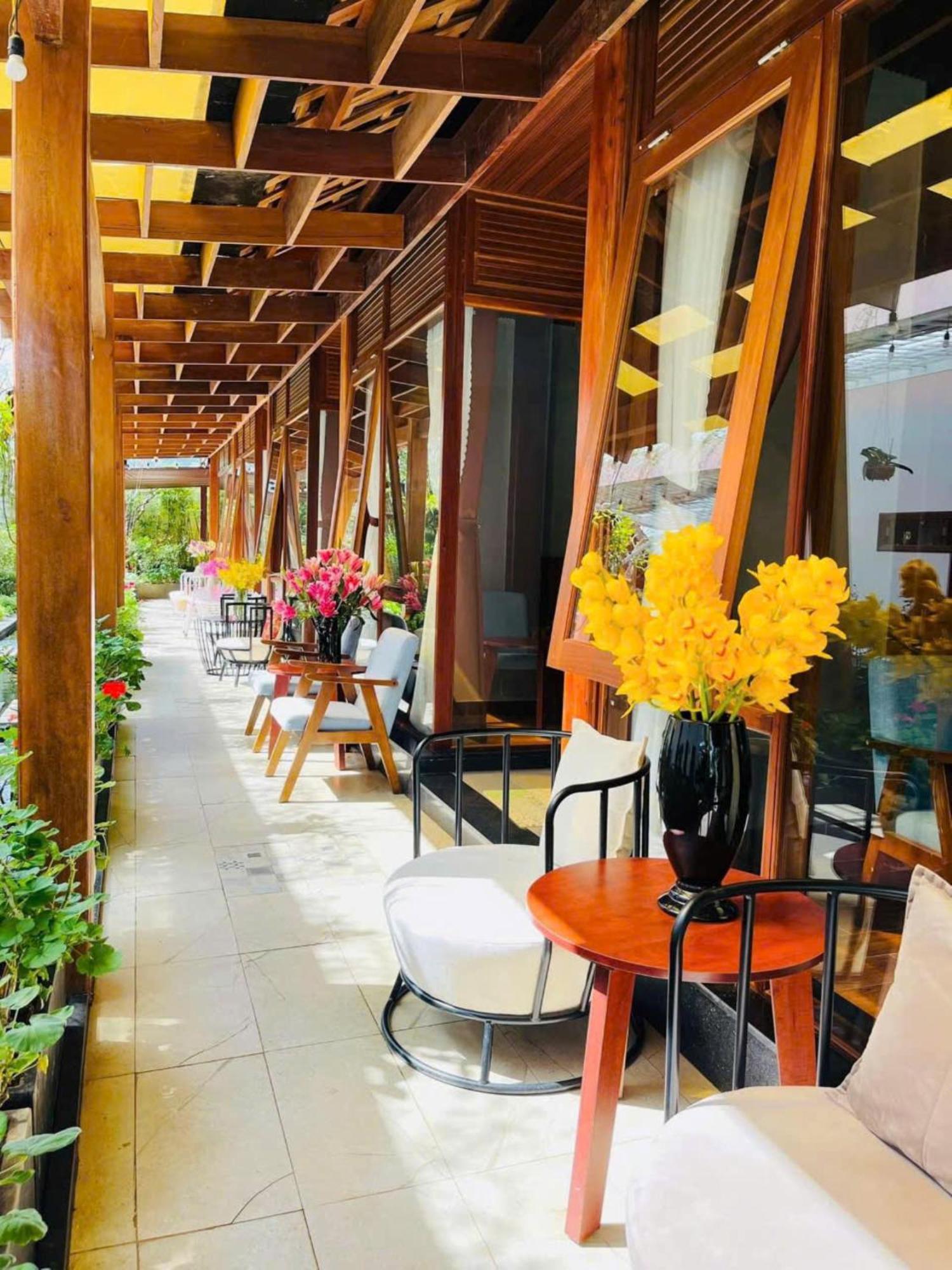 Vuon Tra Homestay Mang Den Kon Von Kla ภายนอก รูปภาพ